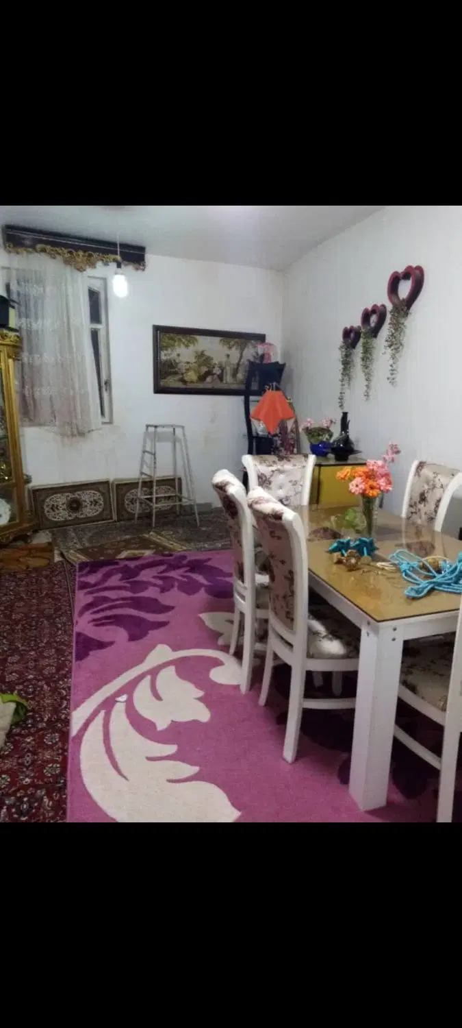 خانه اجاره   بالا ۱۳۰ متر  تمیز و با امکانات