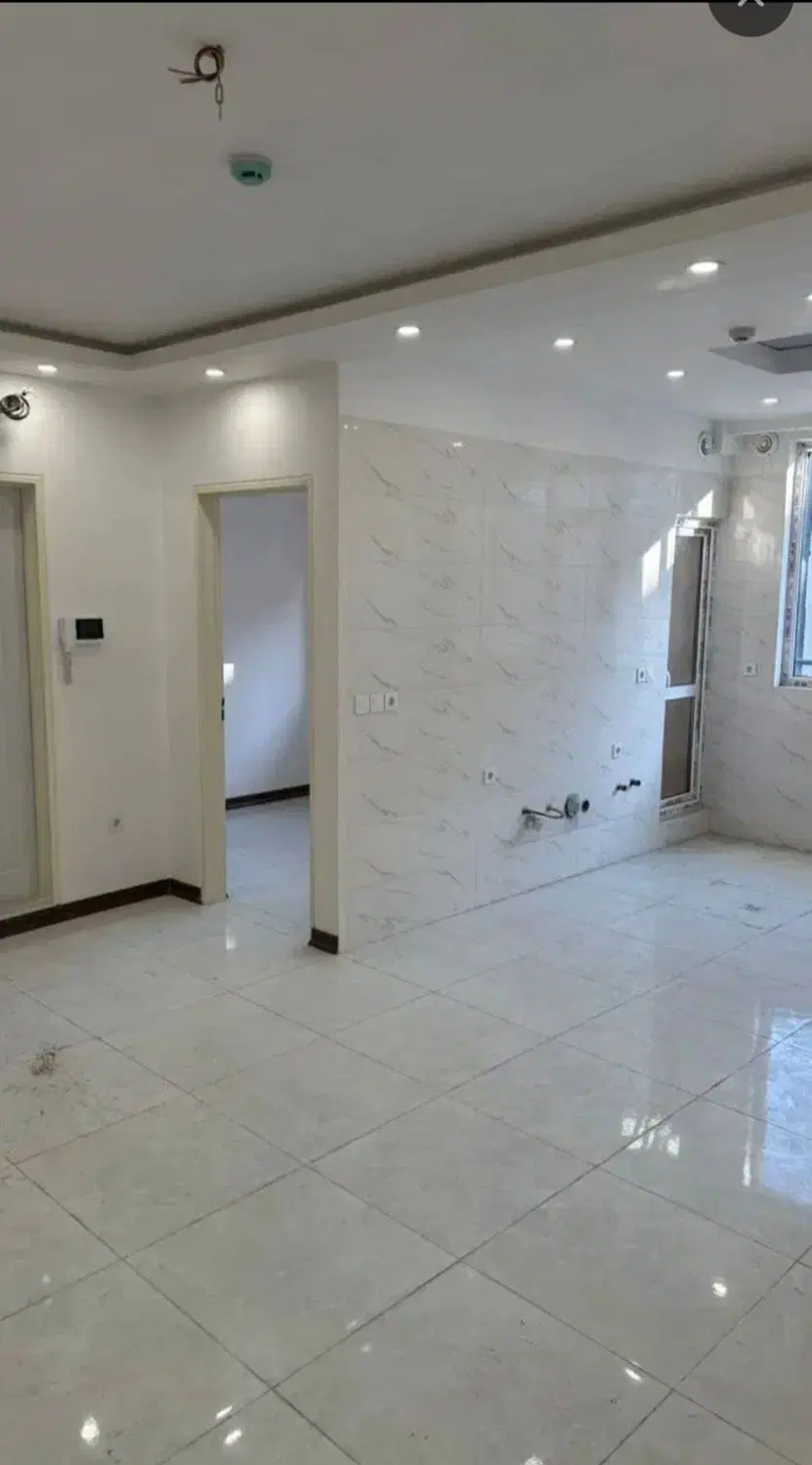آپارتمان نوساز کلید نخورده