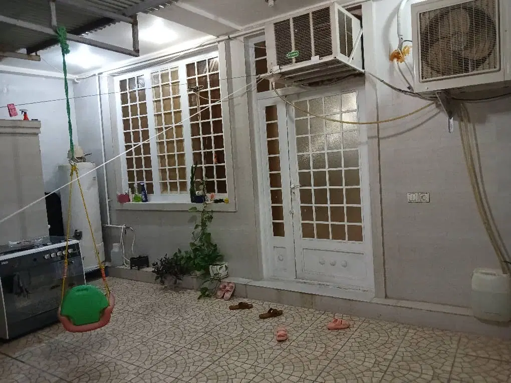 ویلایی ۲۵۰ متری باهنر (ایثار)