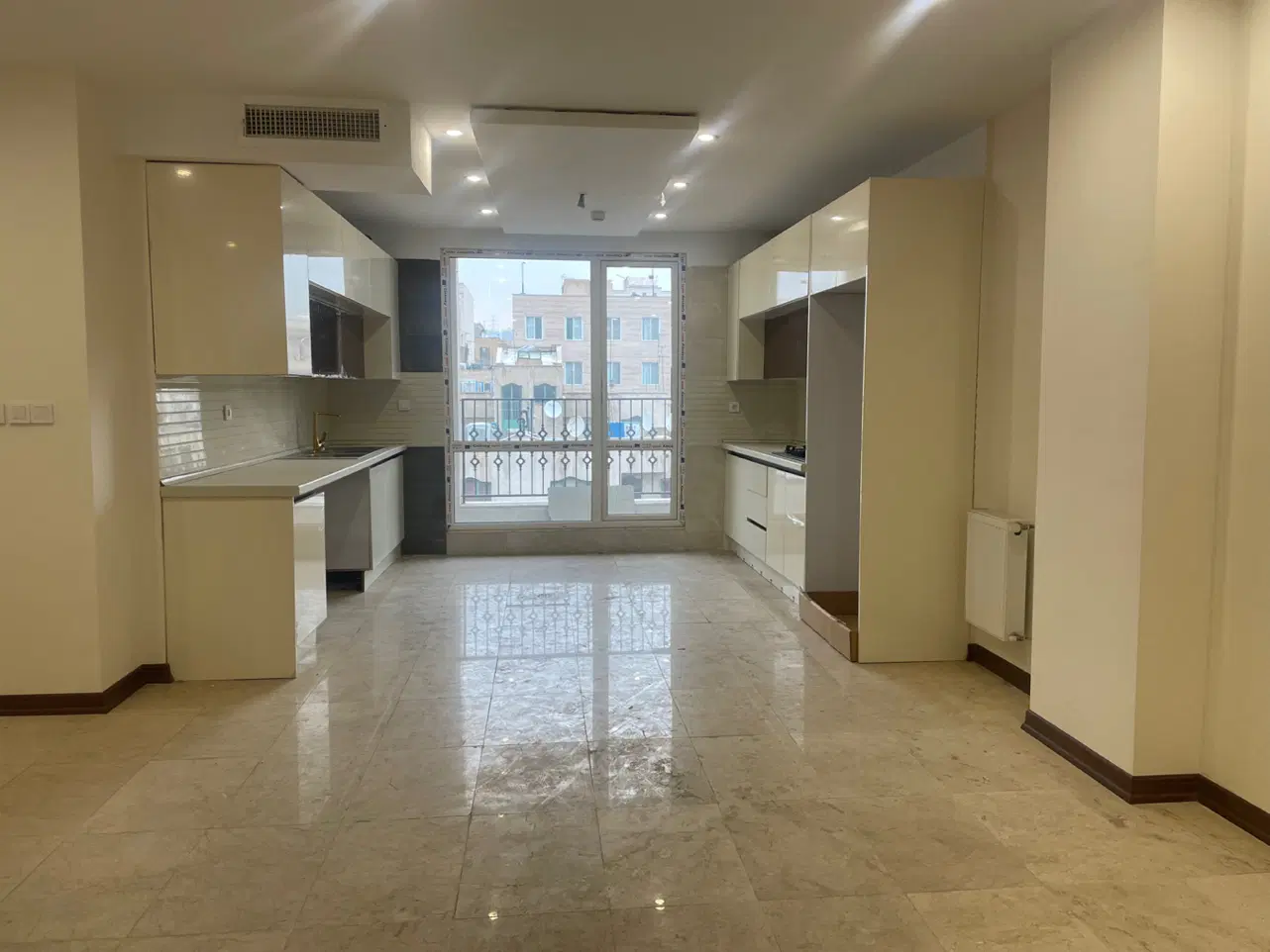 ۷۰ متر دو جهت نور _ فول امکانات_ بلوار فردوس