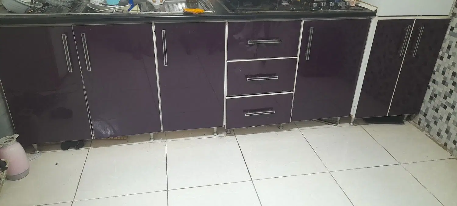 خانه مسکونی همراه با یک باب مغازه در شهر توتکابن