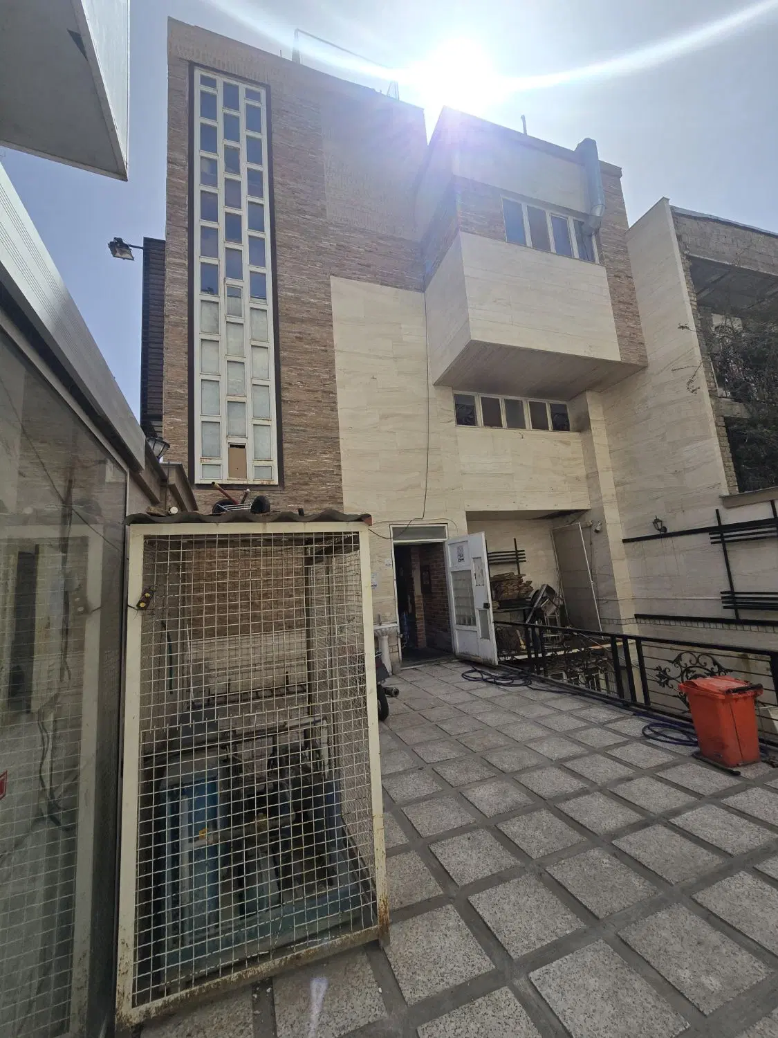 فروش تجاری به صورت یک جا