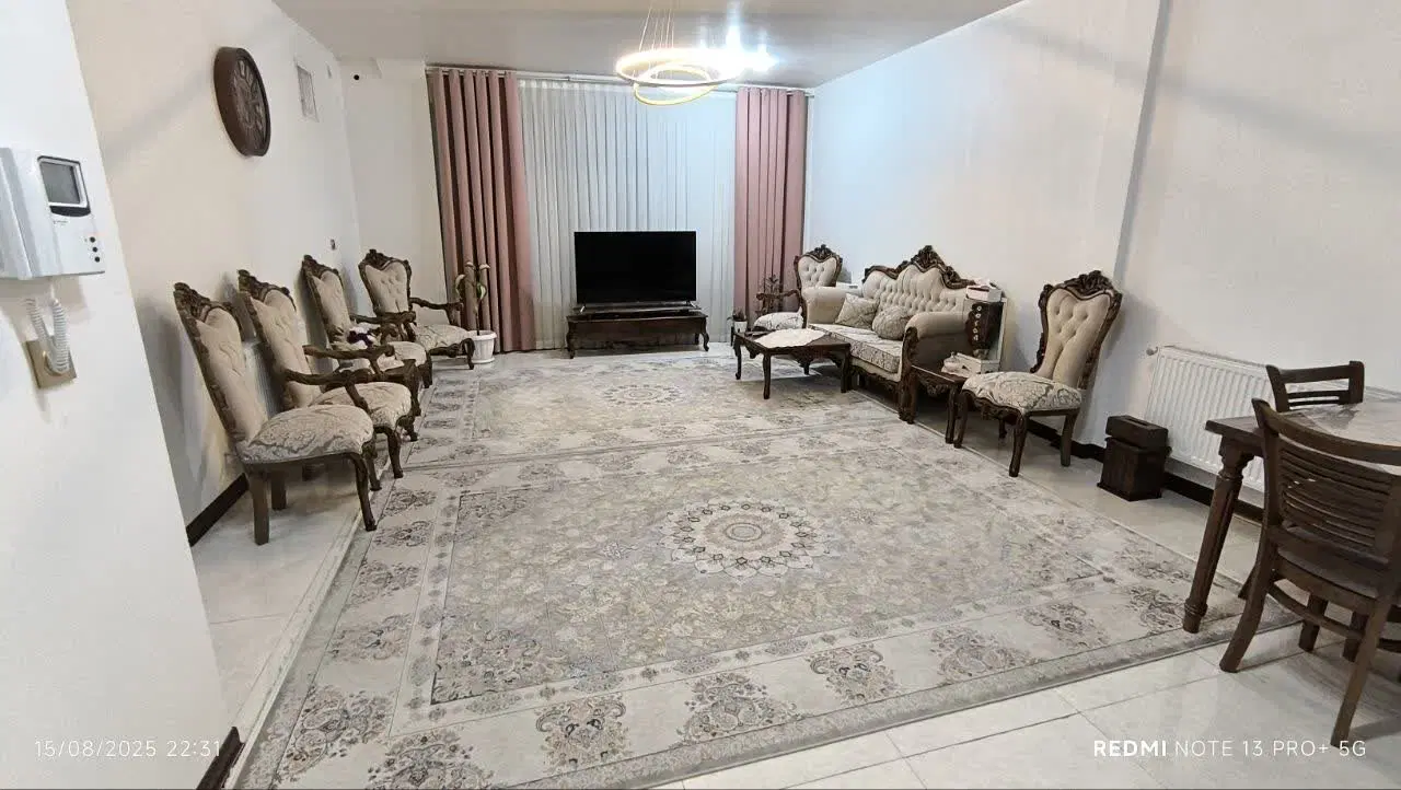 آپارتمان ۹۵ متر ۲ خوابه