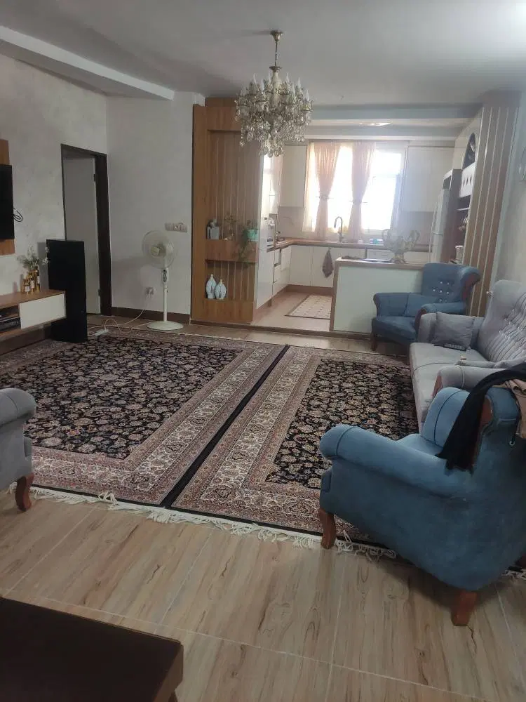آپارتمان فوق العاده شیک و بازسازی شده