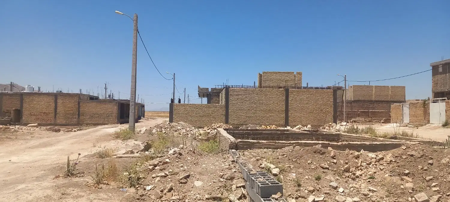 زمین مسکونی