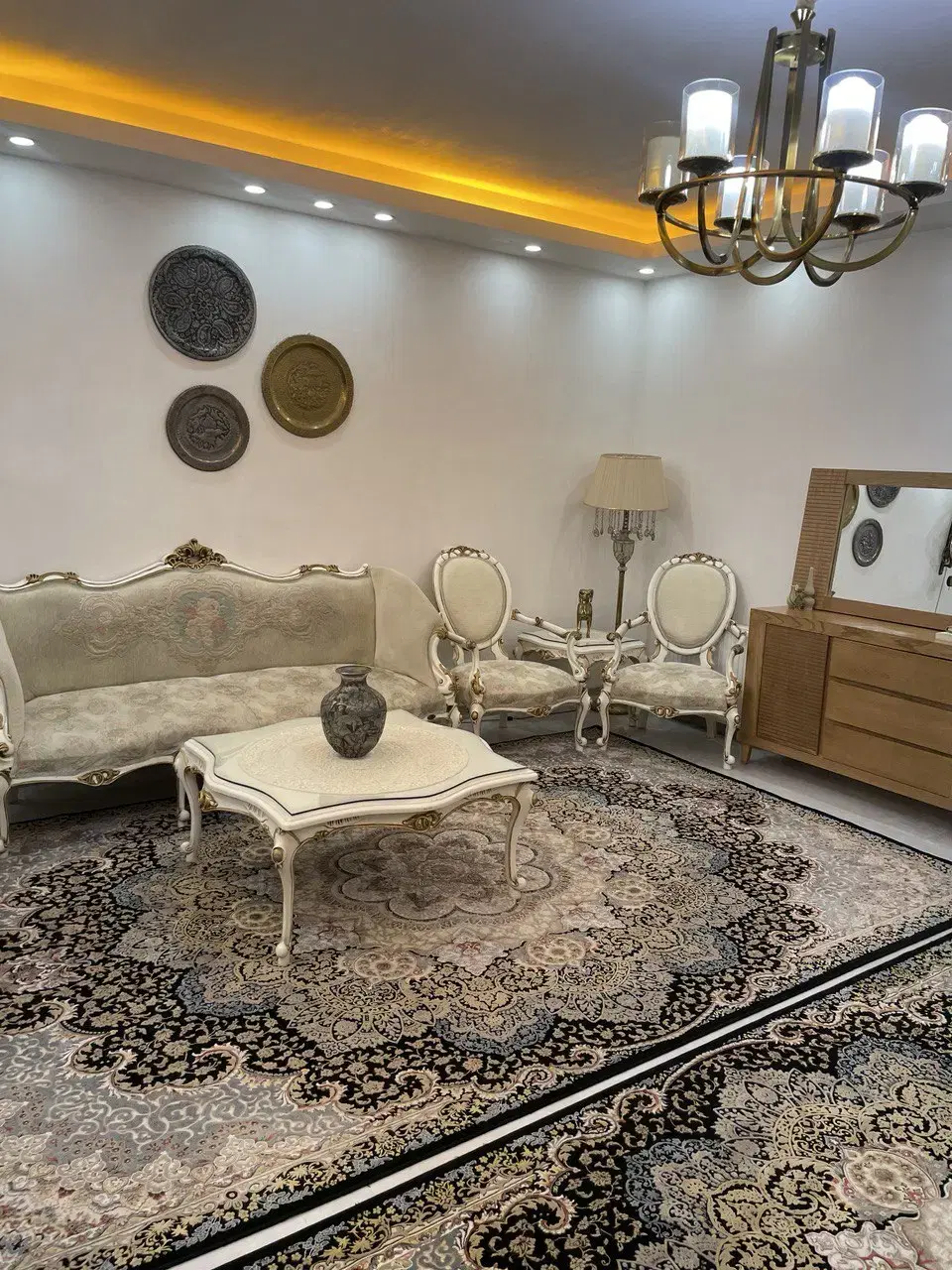 آپارتمان ۹۰ متری