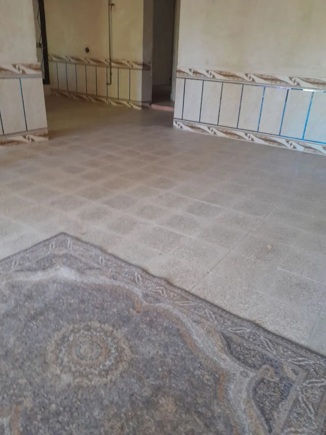 خانه اجاره ای گوشه