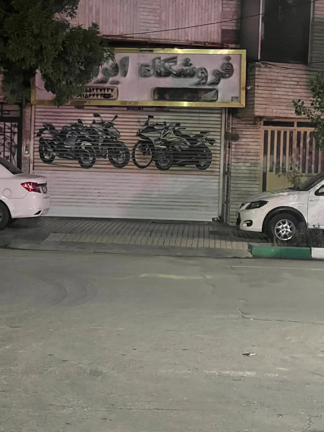 یک باب مغازه سرقفلی در مطهری