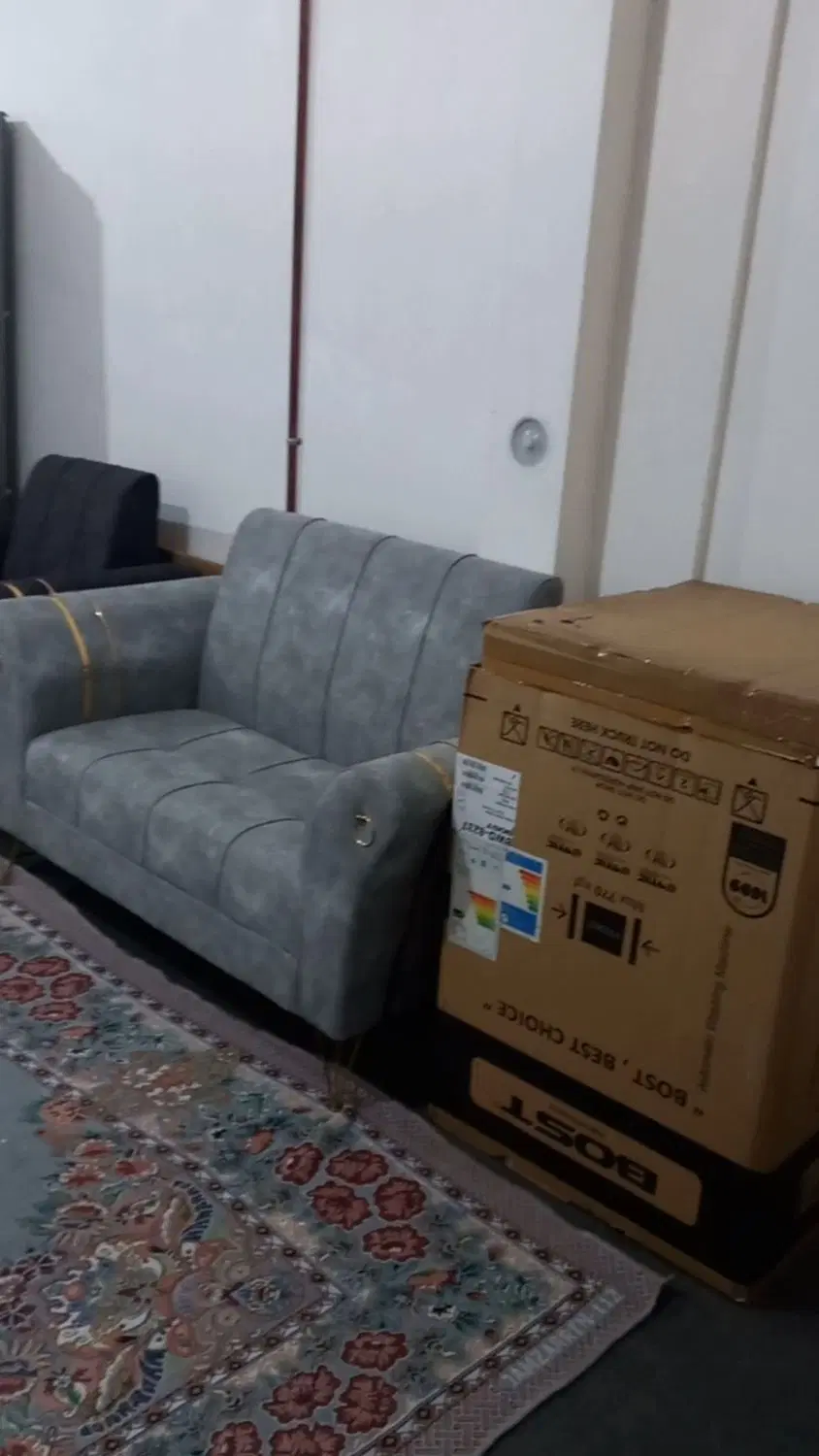 فروش یک واحداپارتمان ۵۰متری توس ۳۳شقایق ۱۶