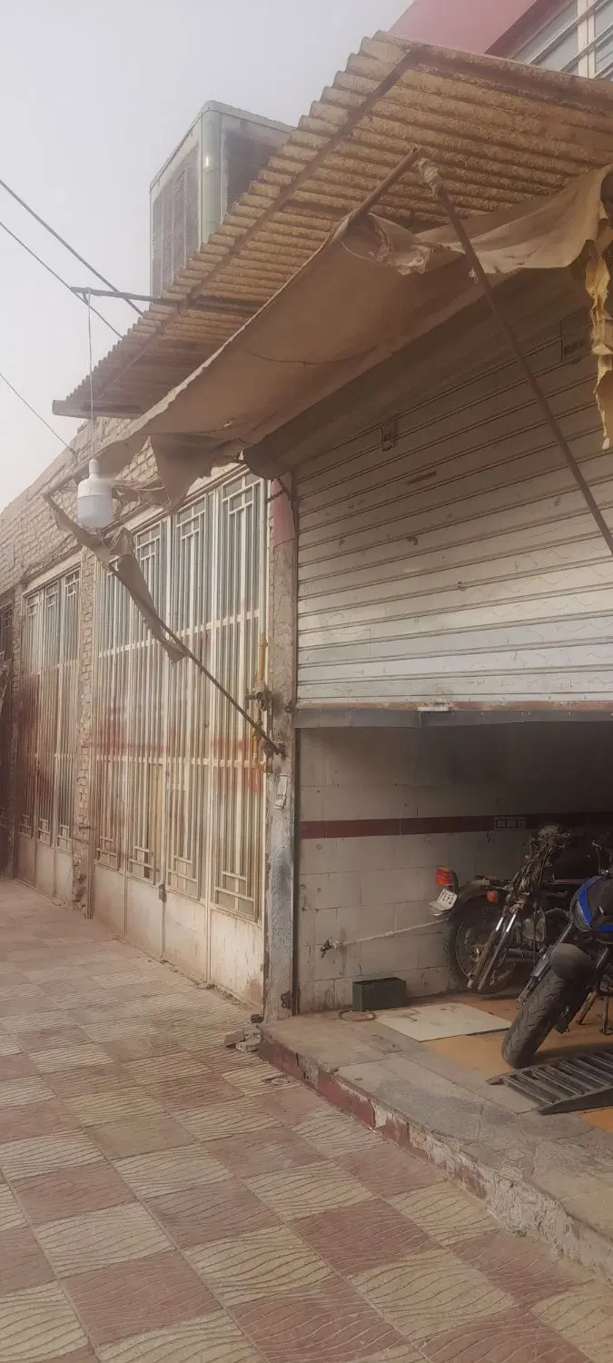 مغازه فروشی حدود ۴۰ متر نو ساز شیک