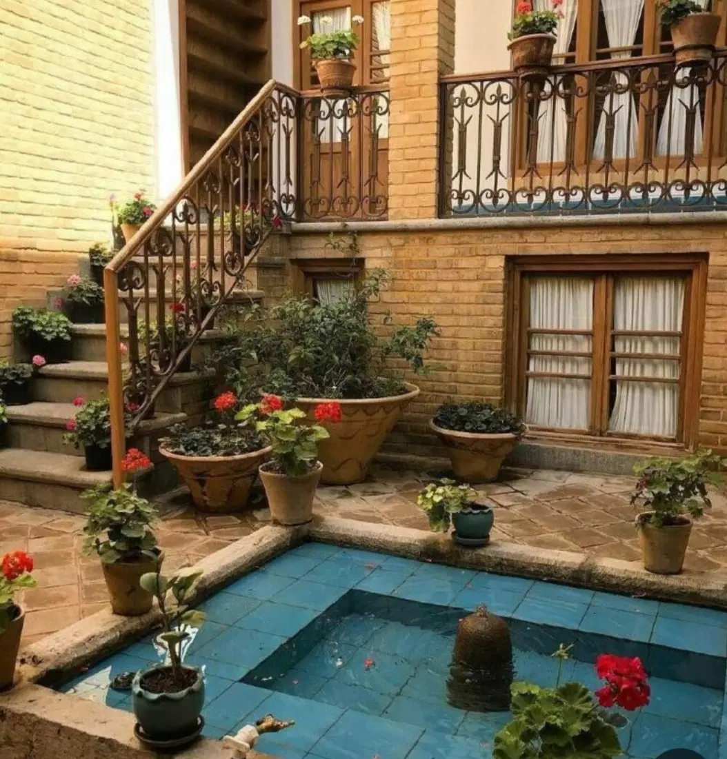 خونه کلنگی