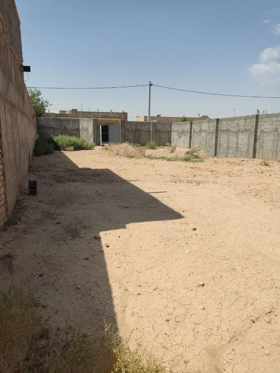 ۴۳۰ متر چهاردیواری_ فروش فوری