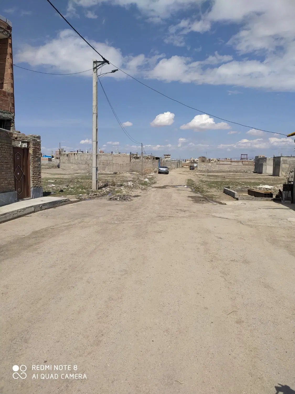 یک قطعه زمین میراشرف