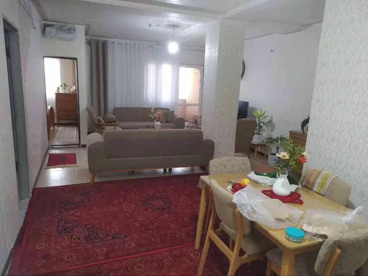 آپارتمان ۹۵ متر فروشی یا معاوضه با ملک یا زمین