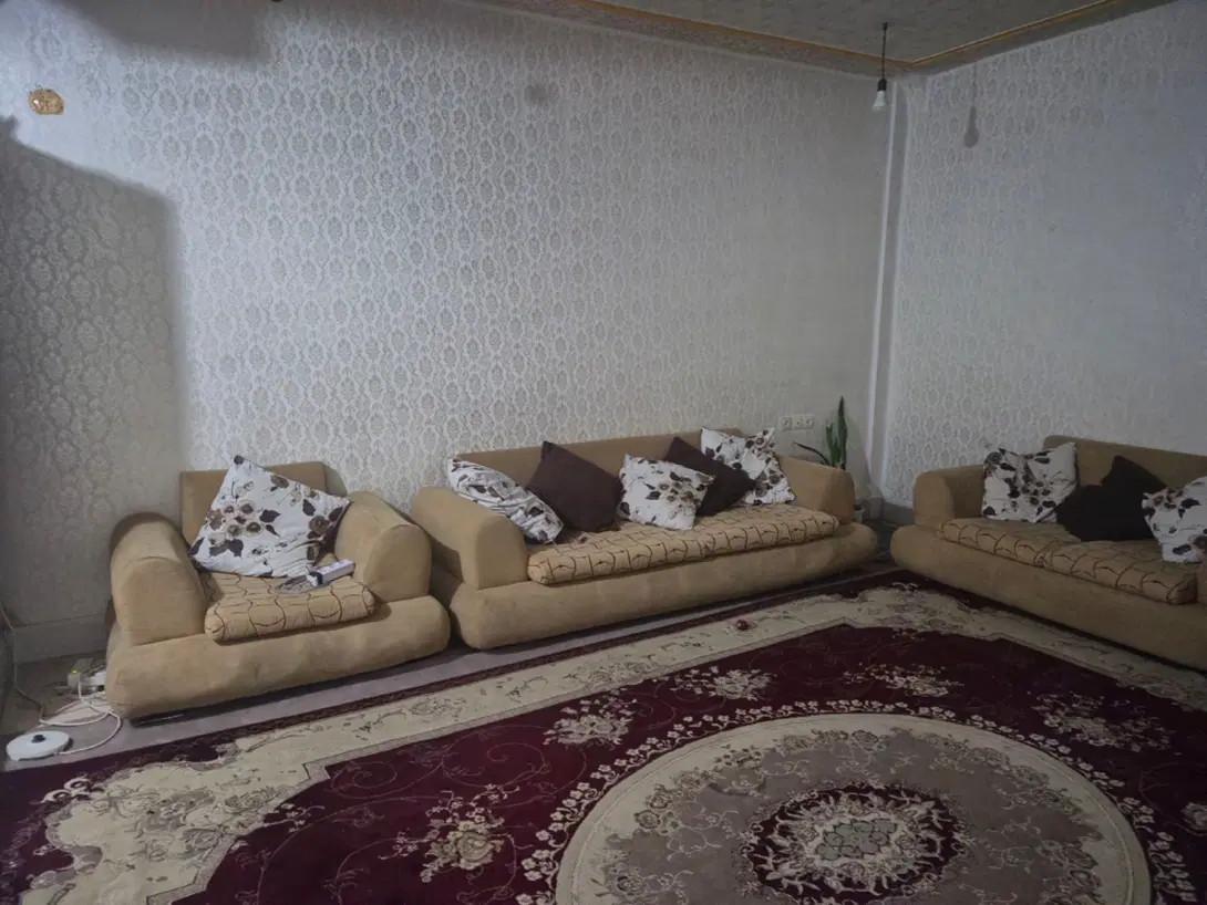 واحد ۷۰ متری شهرک دانشگاه