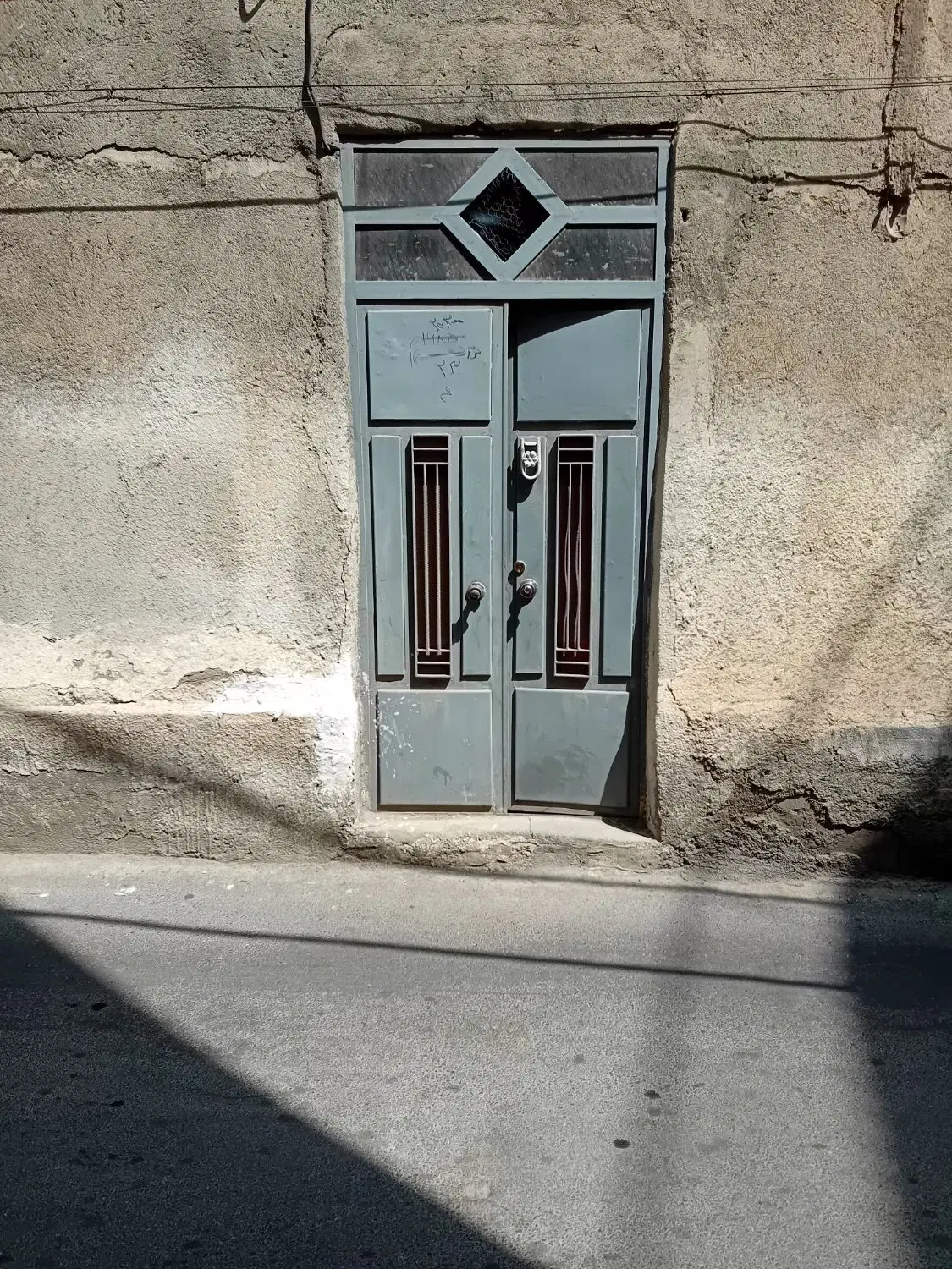 منزل قدیمی مجردی
