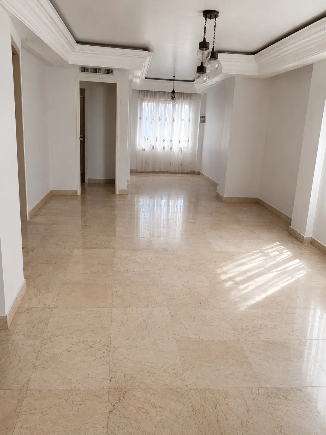 آپارتمان ۶۱ متری