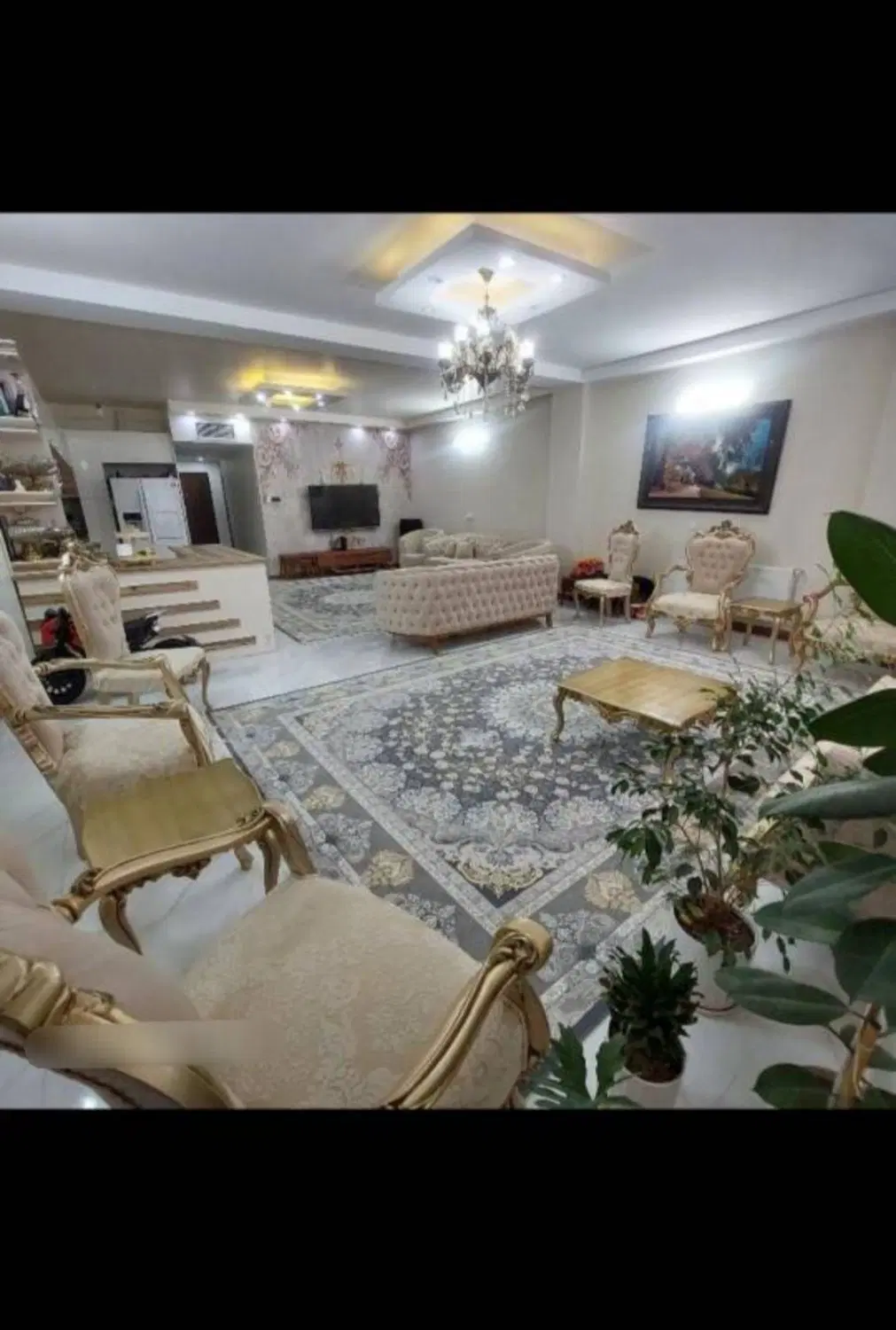 آپارتمان ۱۳۰ متری غیاث آباد