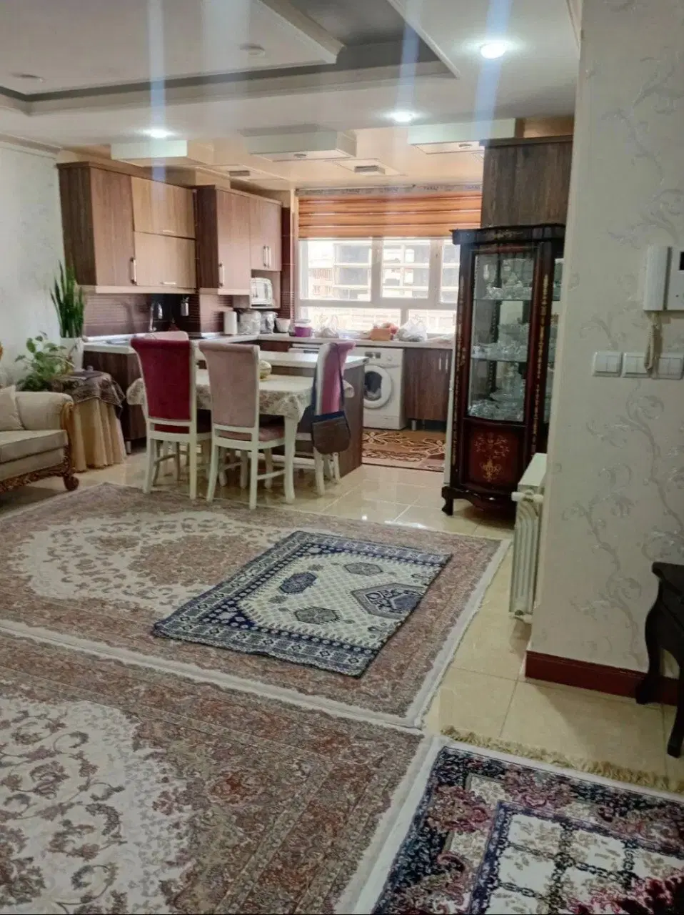 87متر**خوش نقشه و نورگیرعالی**دوخواب تهرانسر