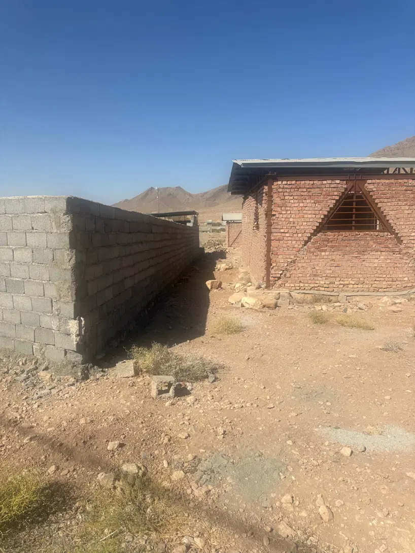 ۱۵ قصب زمین و خانه نیمه کار واقع در روستای چشمه گز