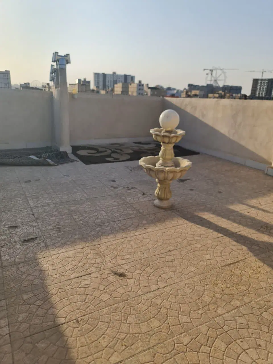 واحد ۱۱۰متری ۶۰متر بنا