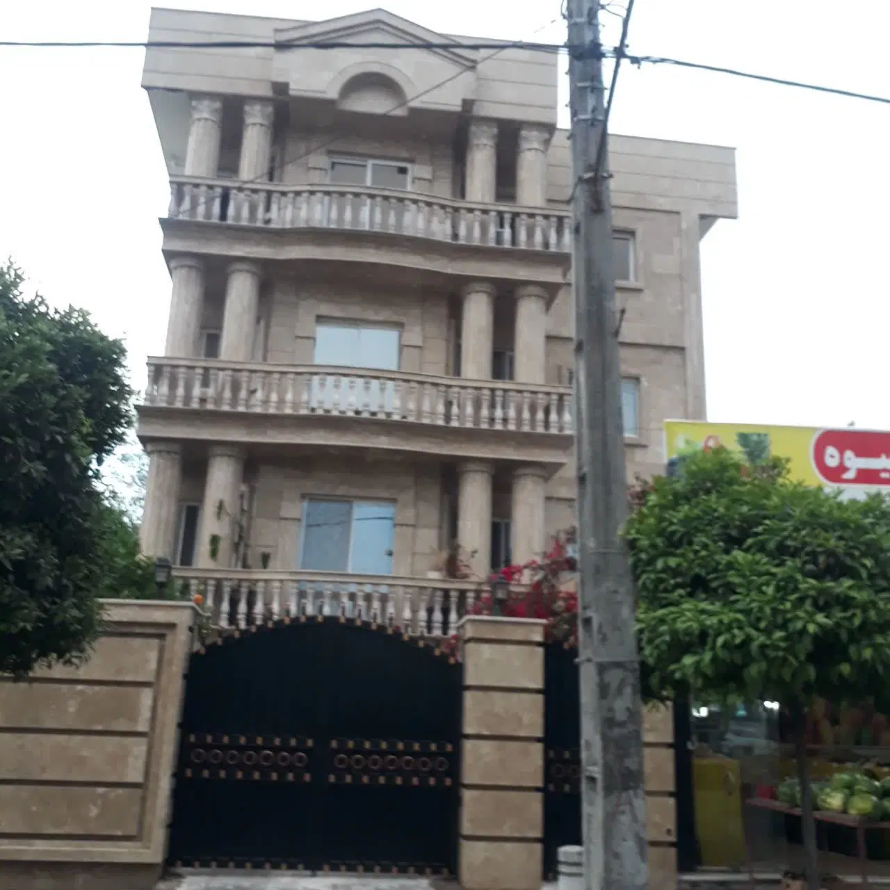 طبقه دوم ۱۲۰ متر ستارخان نوشهر جهت اجاره