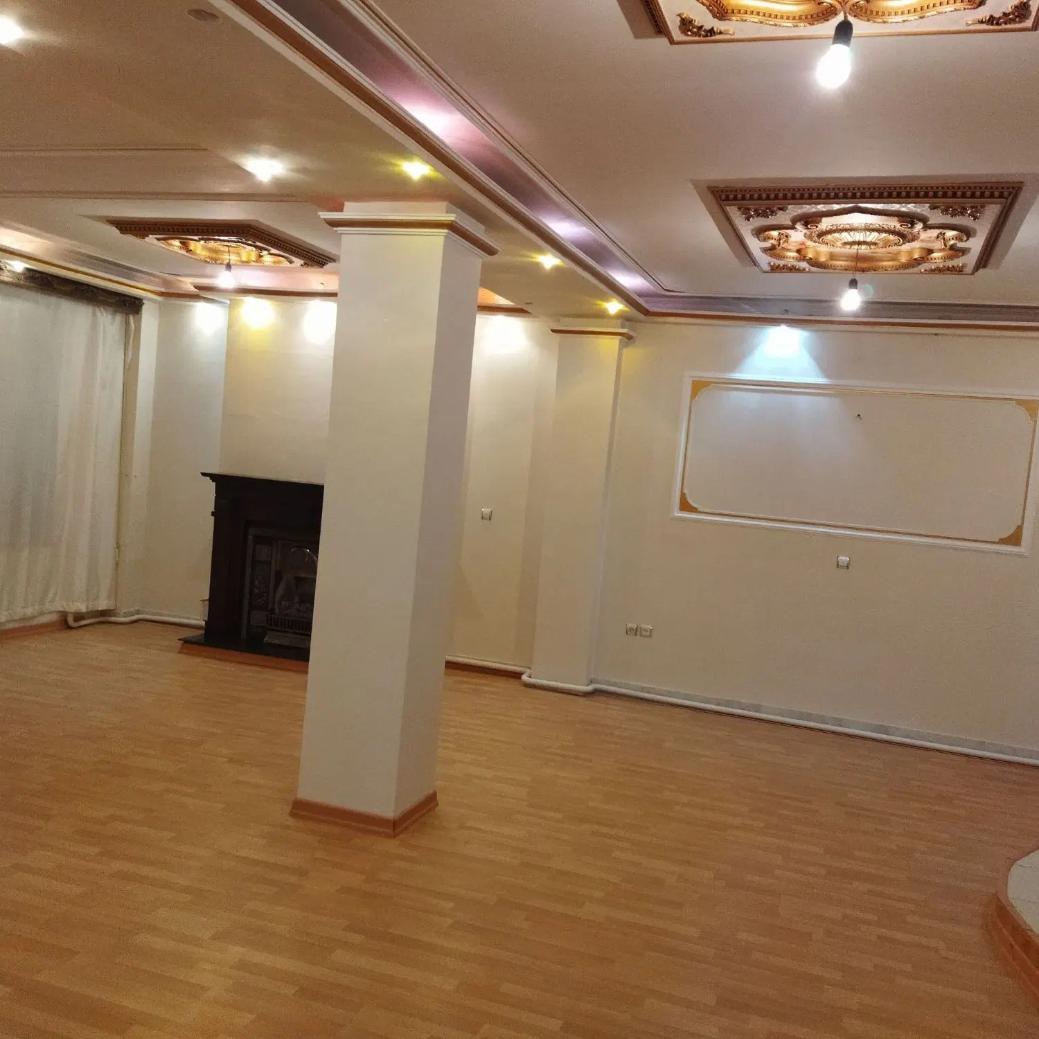 فروش آپارتمان ۱۳۰متر در ولیعصر پروین اعتصامی