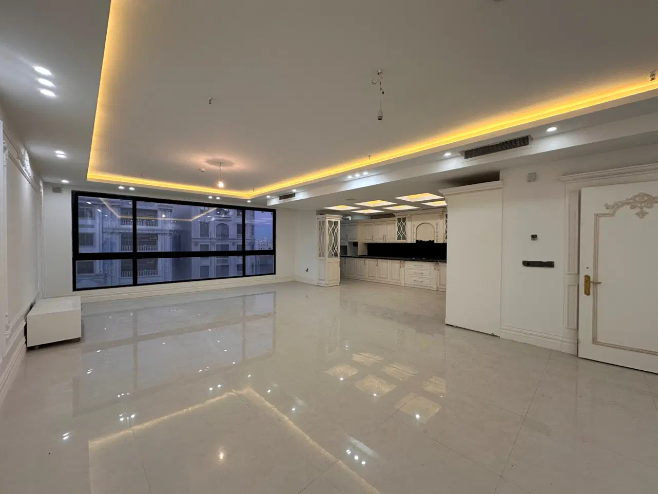 اپارتمان  صفر ۱۷۰ متری جلال
