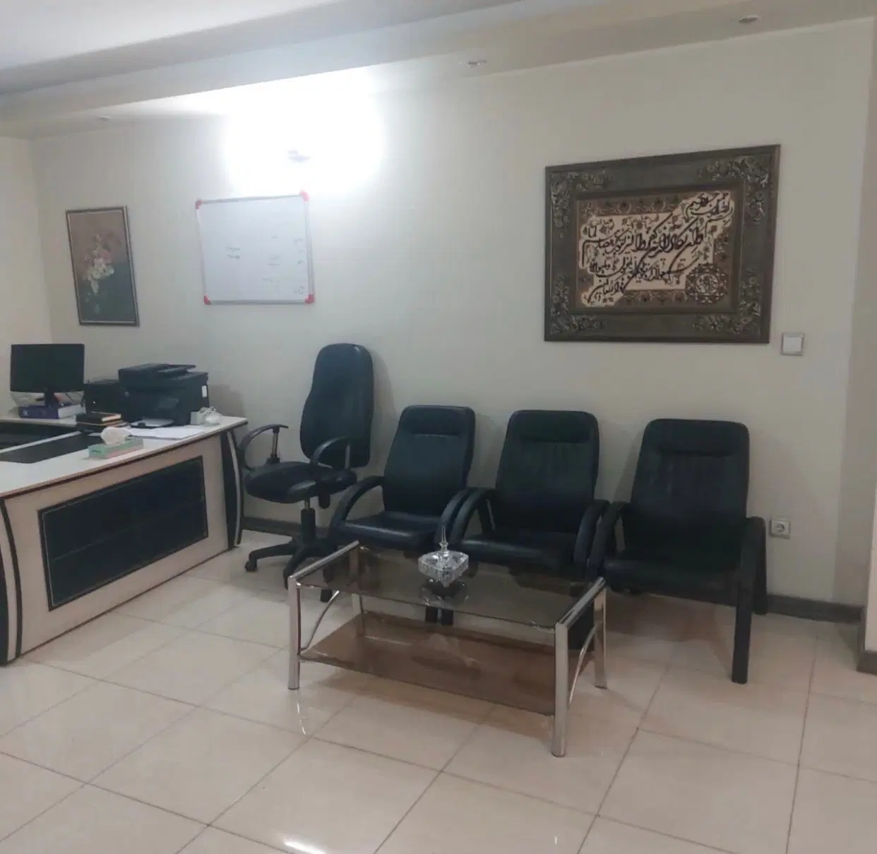 واحد اداری جهت وکلا خیابان نیکبخت غربی