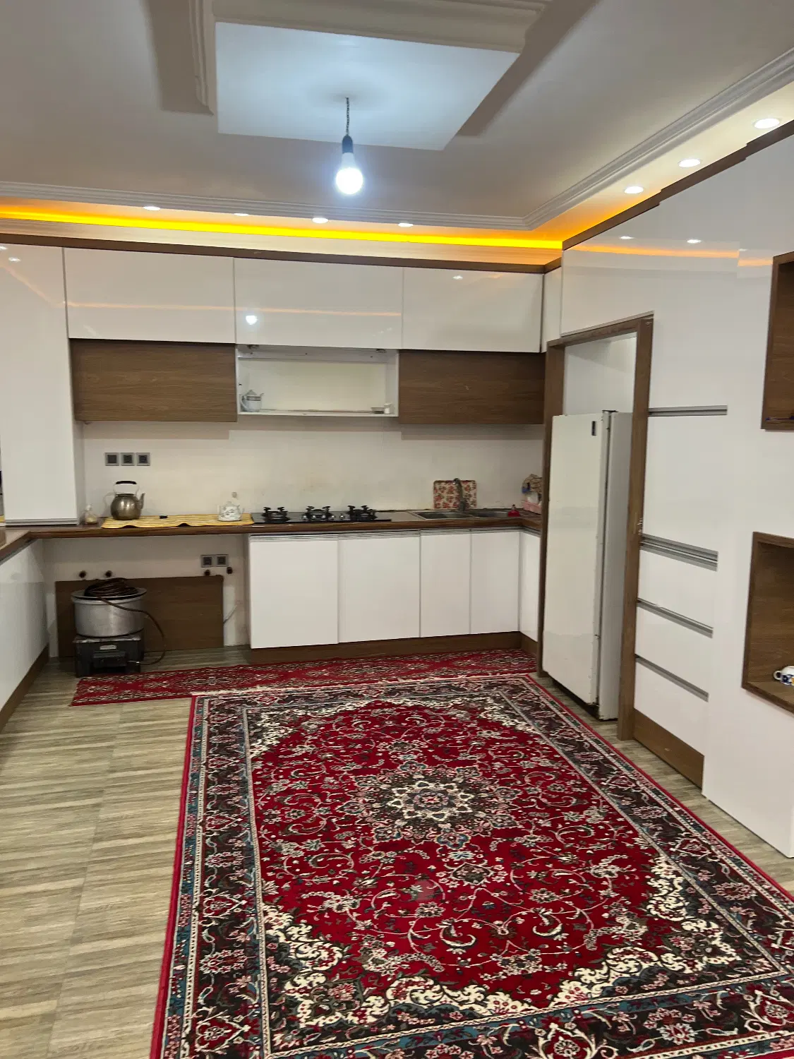 ویلا تازه ساخت ۱۲۰۰ متری ۱۱۰ بنا