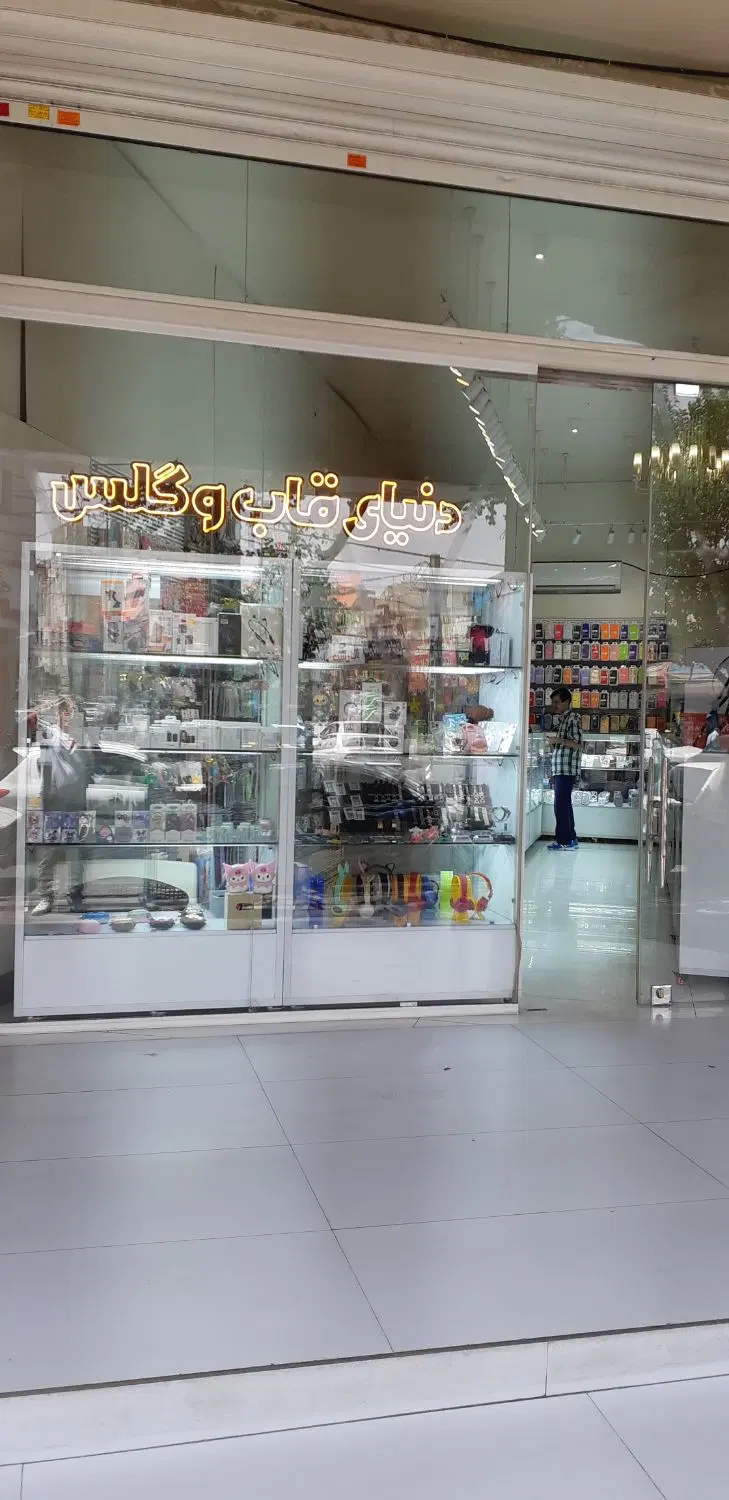 ۵۰مترمغازه سنددار بر دکترحسابی