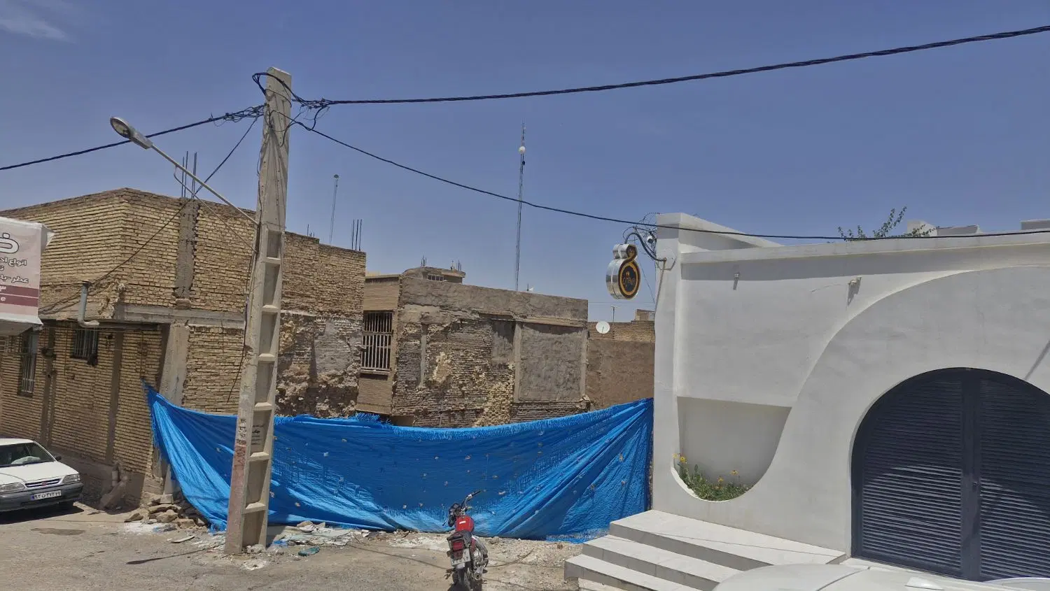 زمین ۲۶۰ متر مرکز شهر