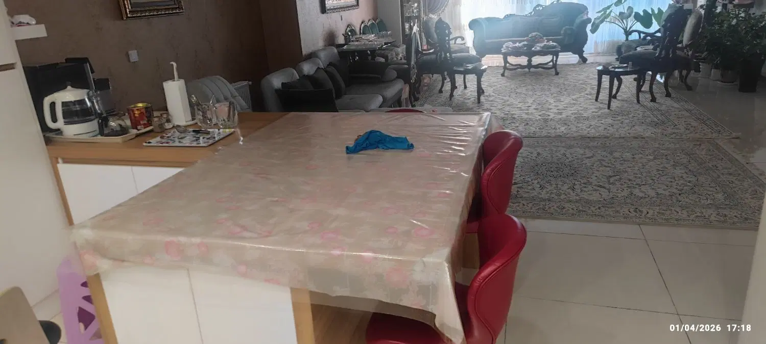 180متری محتشم کاشانی وحید چند قدمی خیابان