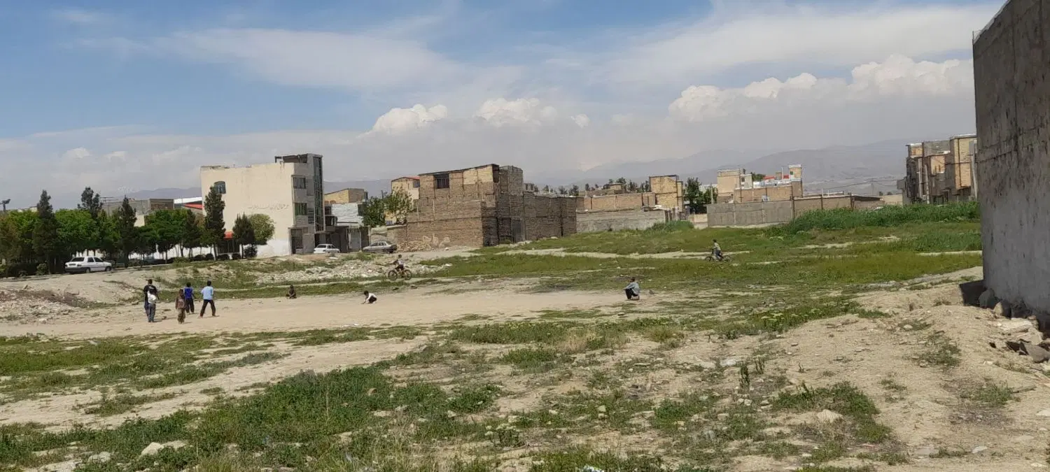 زمین مسکونی