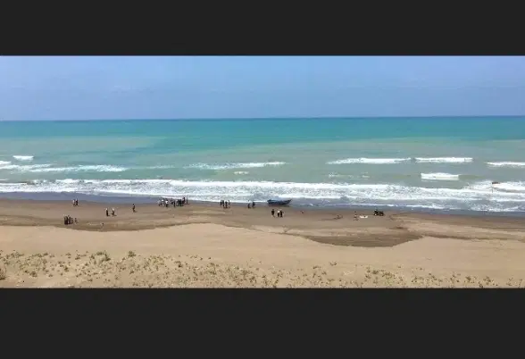 ۱۰۰۰ متر ساحلی محمود آباد