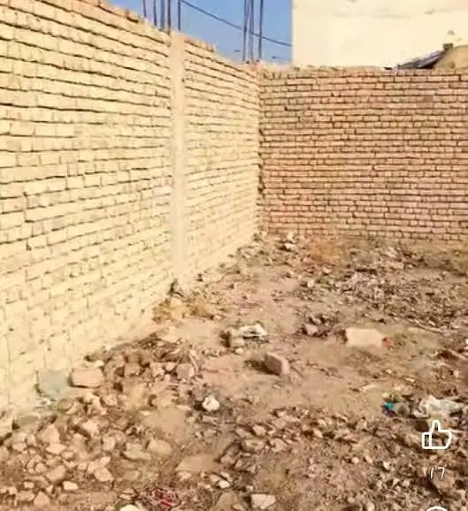 زمین فروشی
