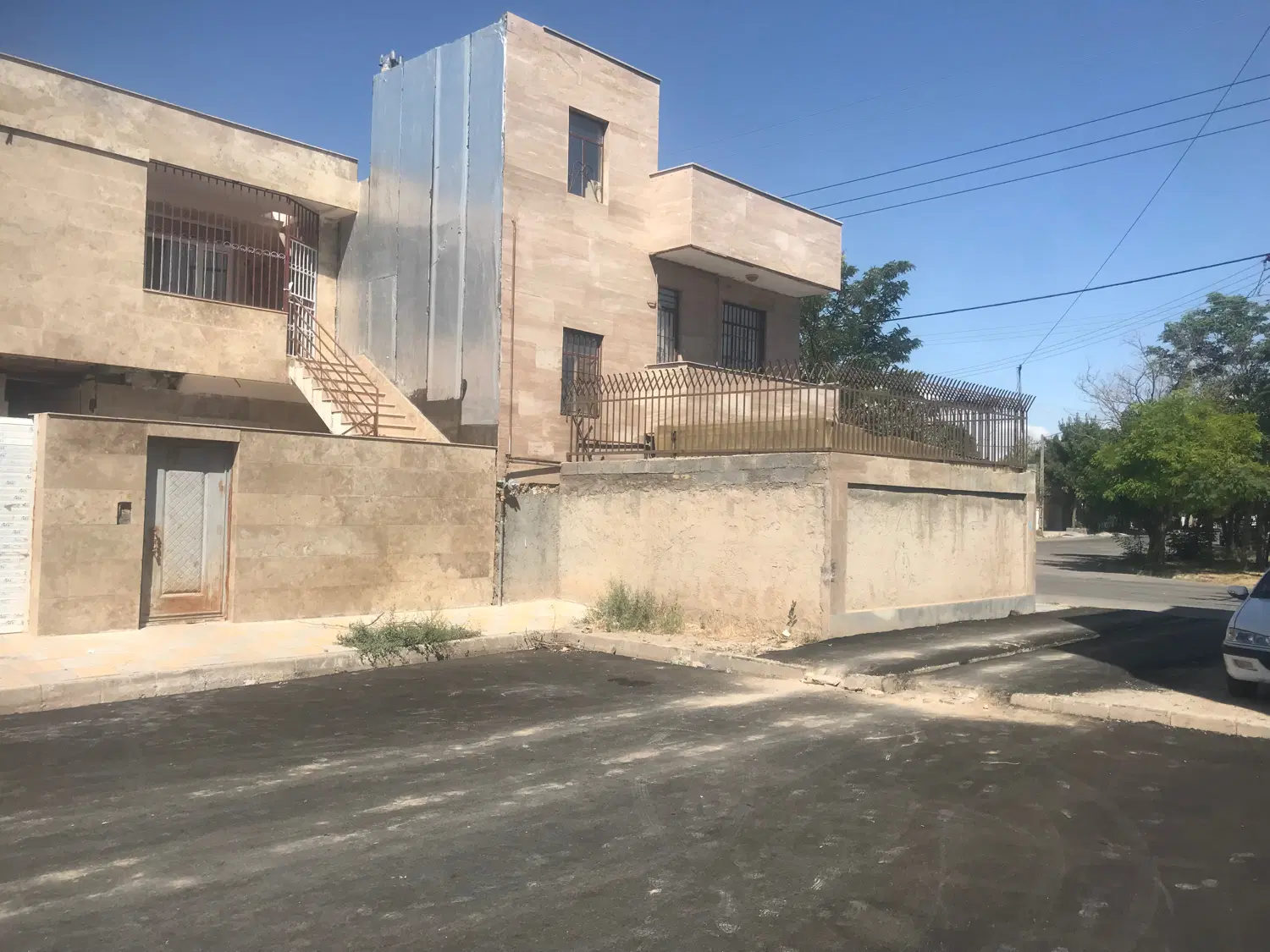 فروش طبقه همکف
