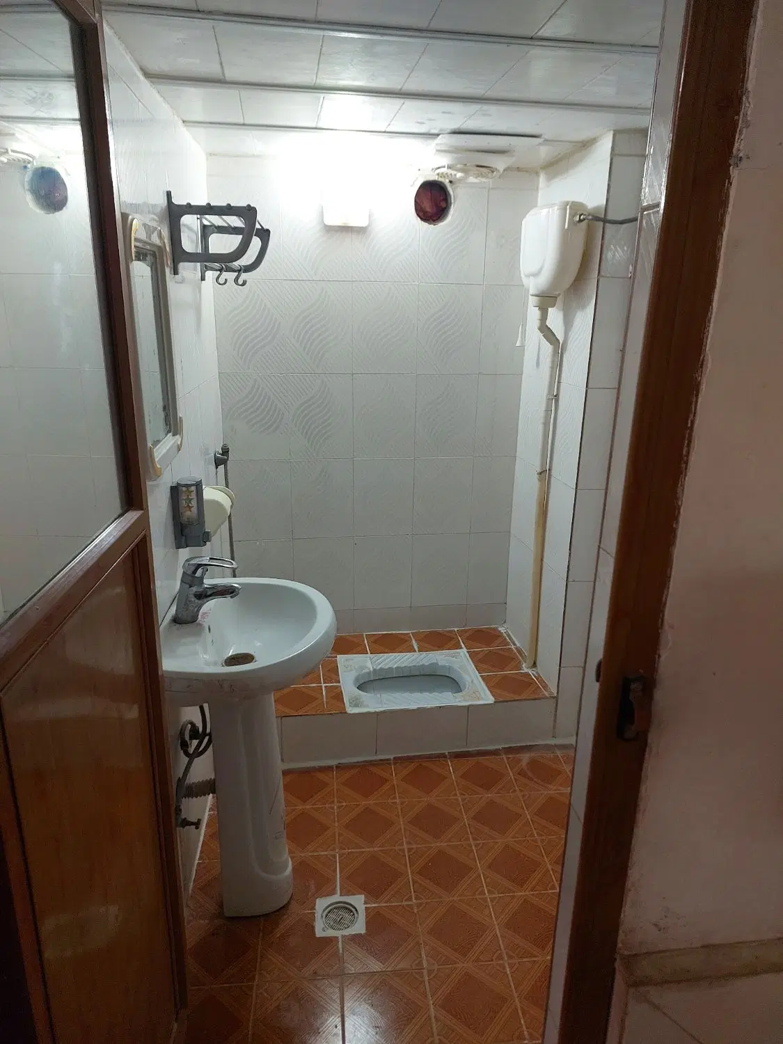 خانه  دوطبقه  تکمیل خیابان کارگر
