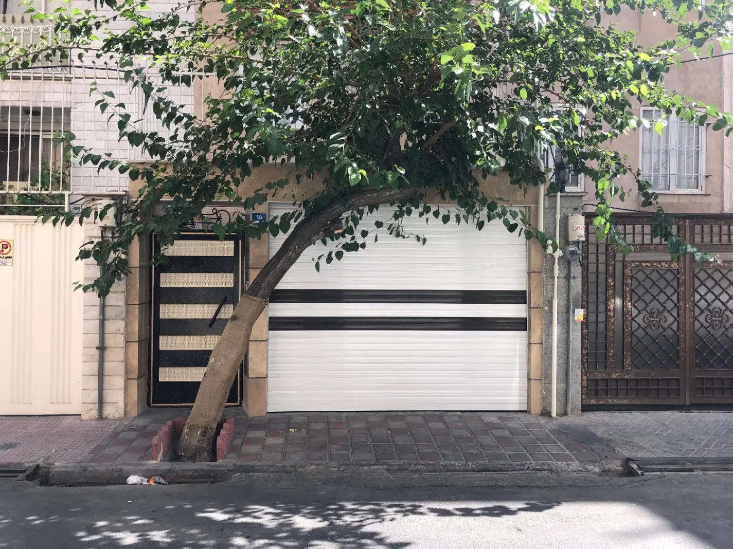 آپارتمان ۳۵ متری همایی(با پارکینگ و انباری)