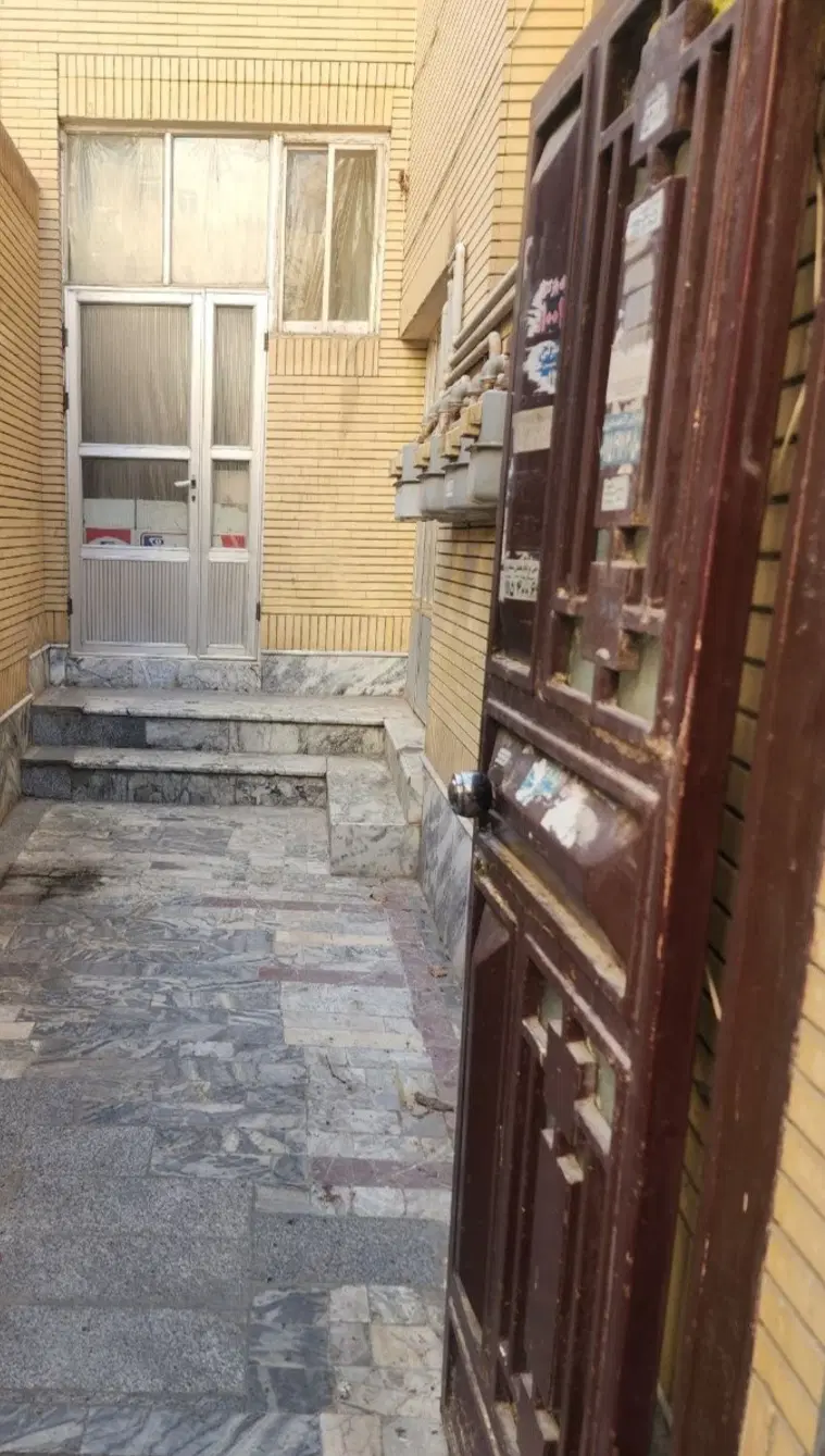۱۱۵ متر تک واحدی چهارراه لشگر پرنور و تمیز