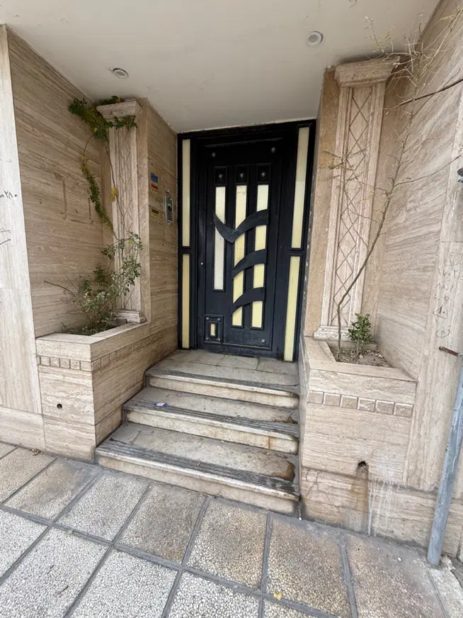 آپارتمان ۱۰۰ متری _آموزگار