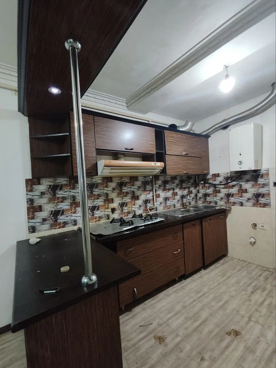 سوئیت 67متری