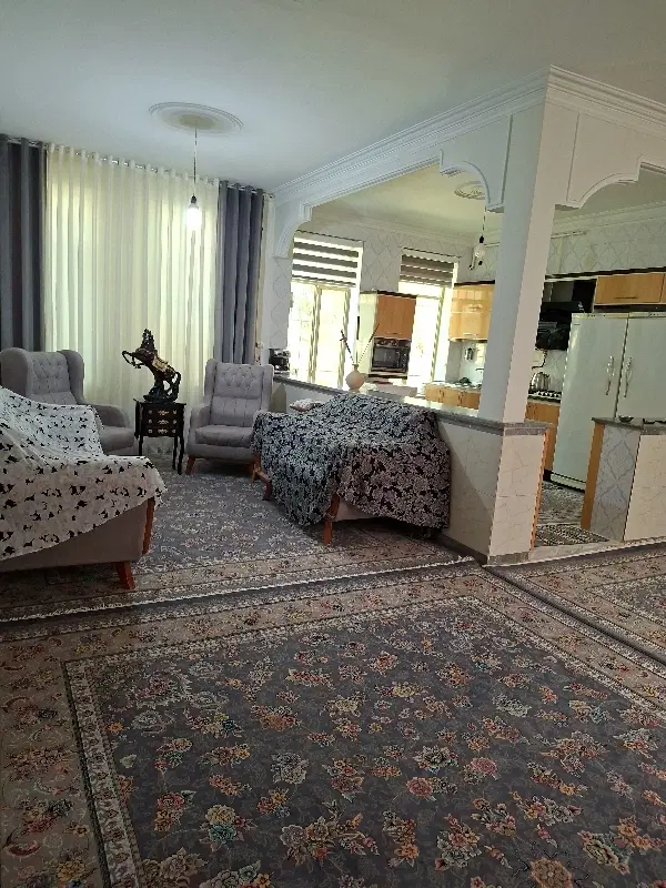 فروش خانه ویلایی ۱۸۰ متری
