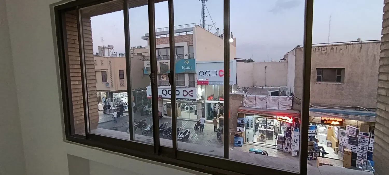 مغازه ۲۴ متری تجاری در مرکز اصفهان