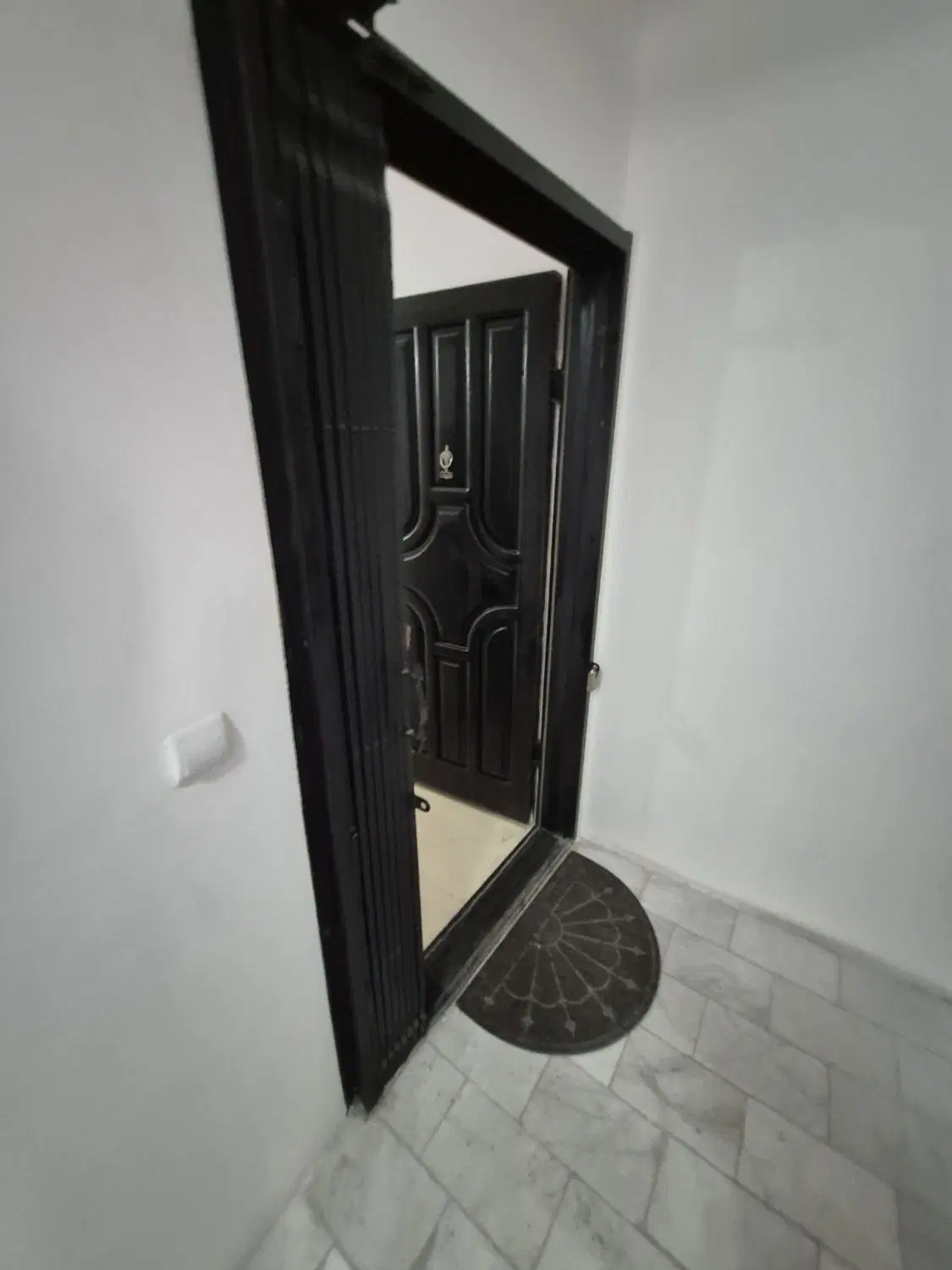 فروش ۸۵ متر آپارتمان خادم آباد