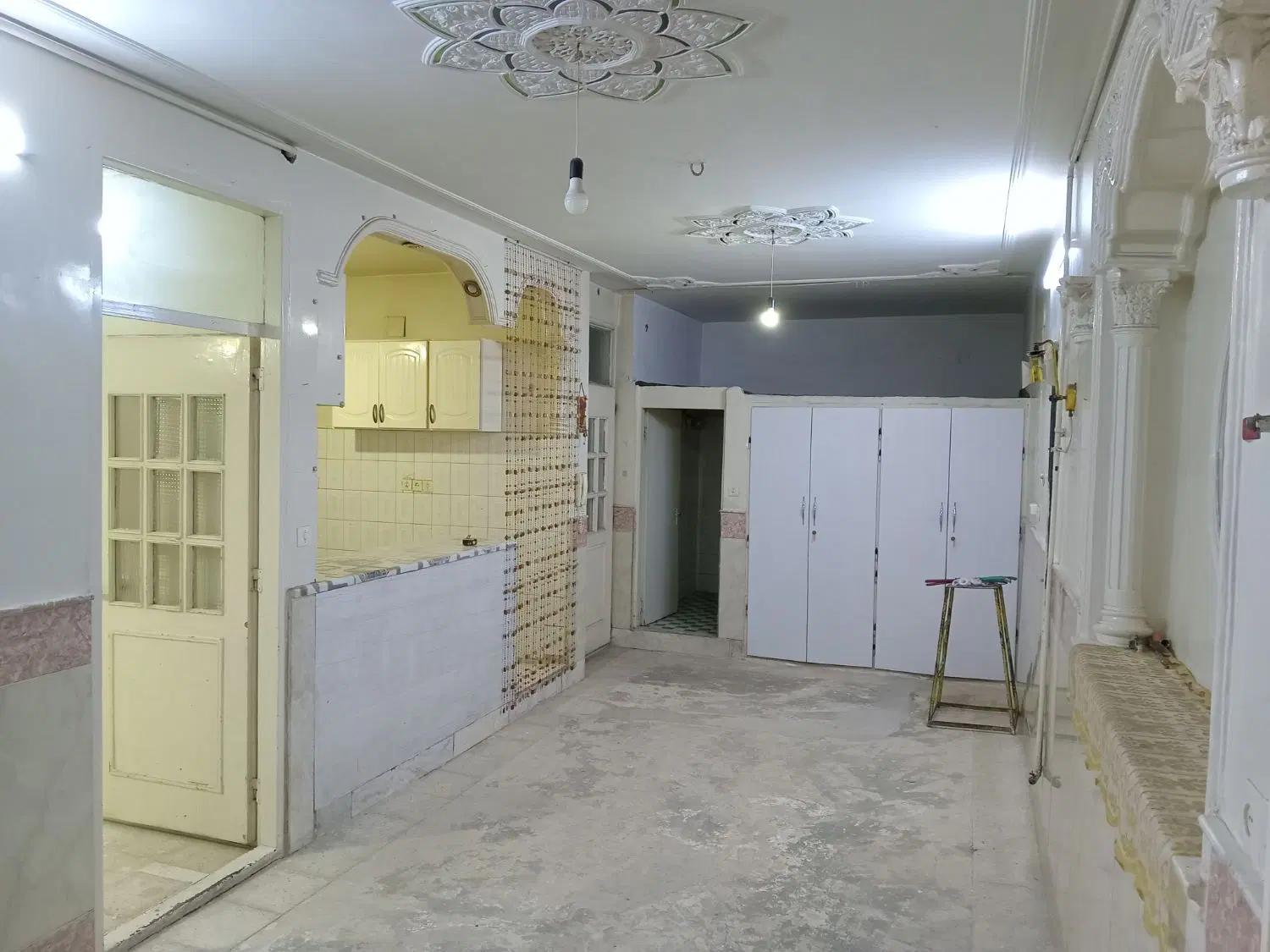 خانه 105 متری، حیاط دار، تک خوابه