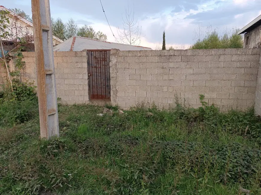 زمین فروشی