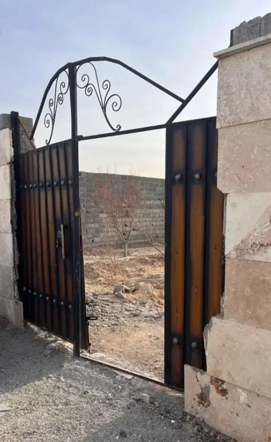 زمین ۲۰۰متری مسکونی در بهترین لوکیشن دینار اباد