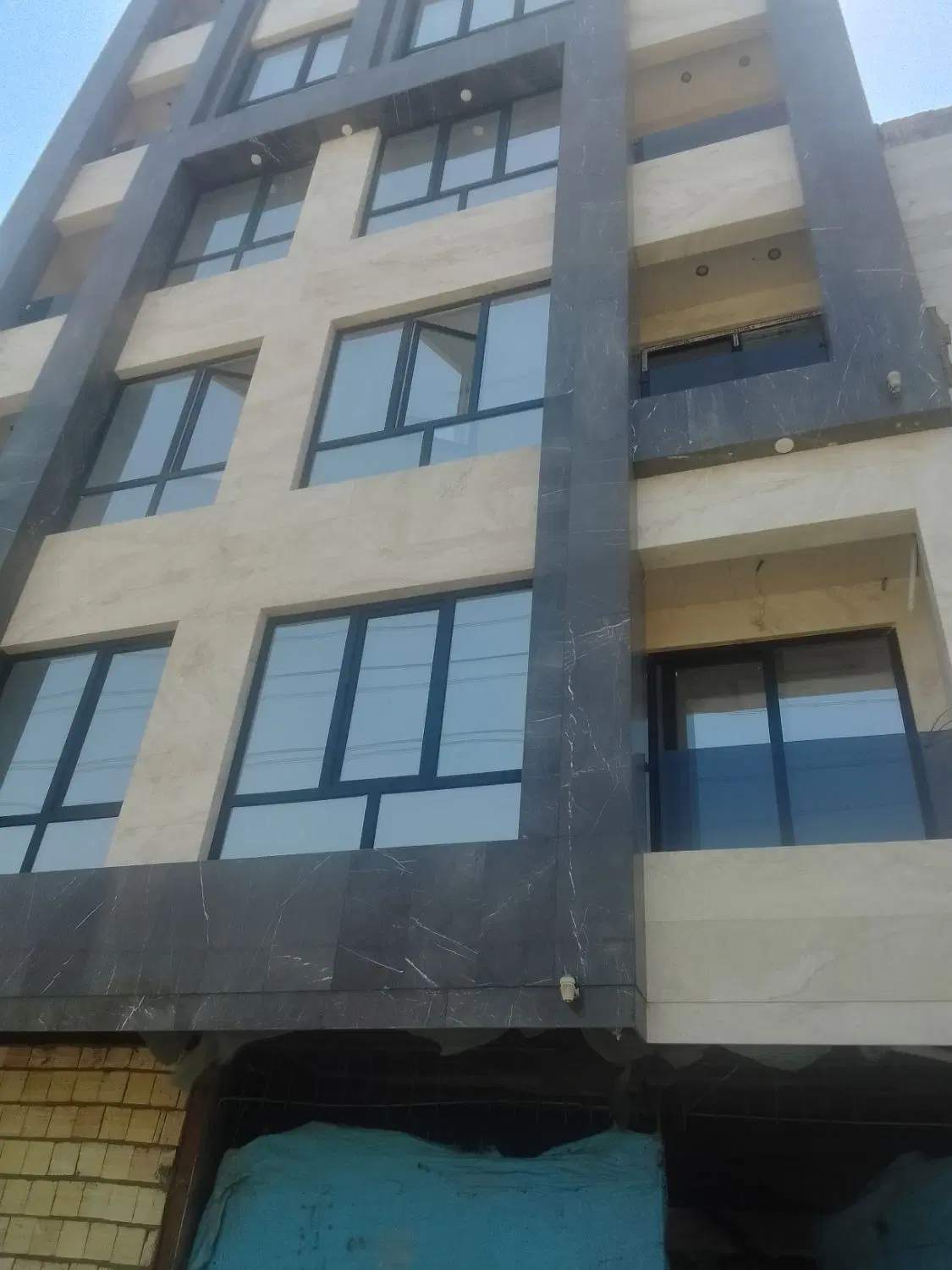 آپارتمان ..75متر دوخواب ..نوساز