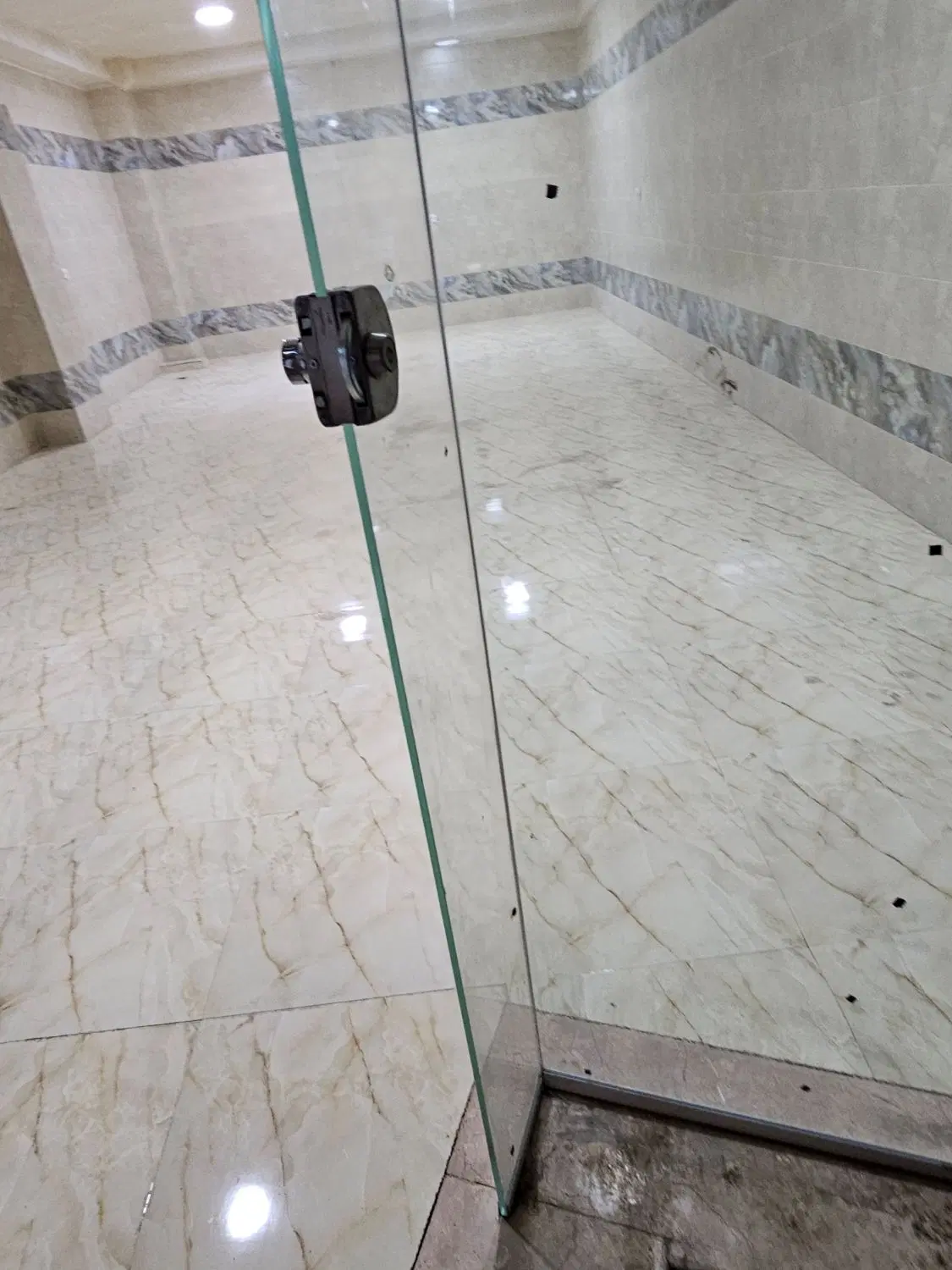 مغازه بزرگ شهرک کشاورز